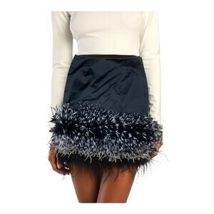 Per Se by‎ Carlisle Satin Pencil Mini Skirt with Feather Hemline. sz 6 Gorgeous!